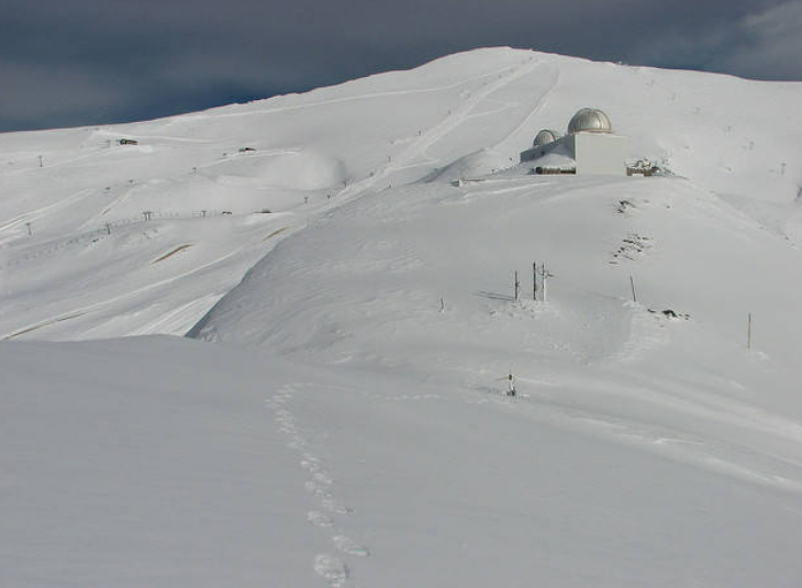 La UGR y el IAA-CSIC unen fuerzas para colaborar en la investigación climática y ecológica en la alta montaña de Sierra Nevada