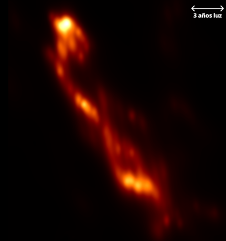 3c279_small Imagen de alta resolución del chorro relativista en el blázar 3C 279