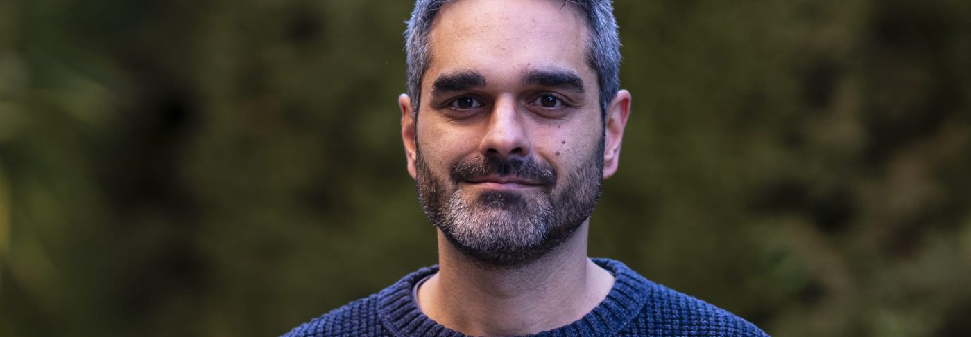 Explorando el contenido estelar de las galaxias a través de J-PAS