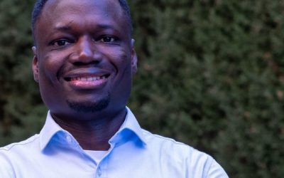 El estudio de la evolución de galaxias en entornos extremos