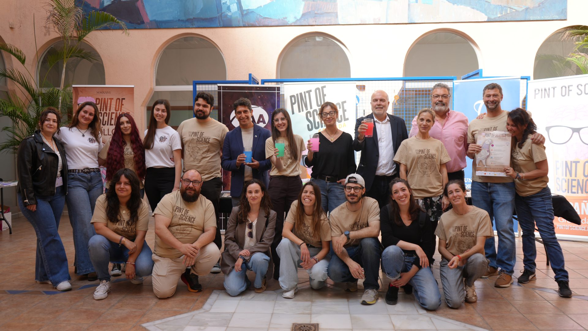 Imagen de la región de formación estelar masiva AFGL 5180
